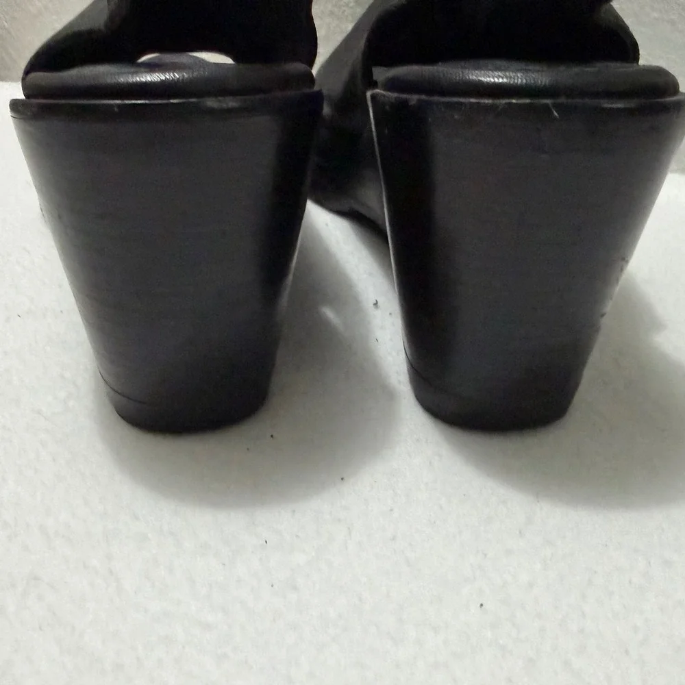 Sorel Joanie II Slingback Wedge Sandal Womens 8.5 Black  Leather Peep Toe